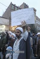 قیام مردم قم علیه اغتشاشگران