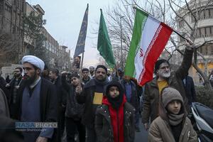 قیام مردم قم علیه اغتشاشگران