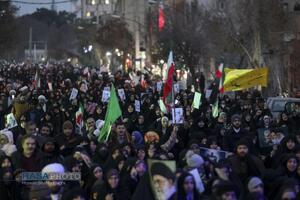 قیام مردم قم علیه اغتشاشگران