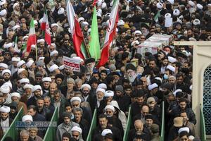 تشییع پیکر دو شهید مدافع امنیت فراجا در قم