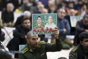 گرامیداشت شهدای امنیت در حرم حضرت فاطمه معصومه (س)