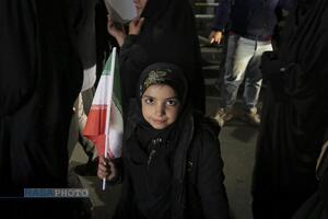 تجمع و راهپیمایی شبانه مردم انقلابی قم علیه اغتشاشگران