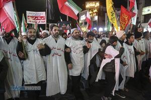 تجمع و راهپیمایی شبانه مردم انقلابی قم علیه اغتشاشگران