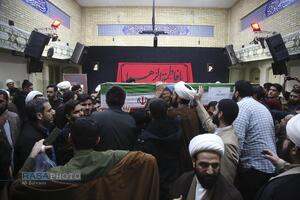 وداع با پیکر طلبه شهید در مدرسه علمیه امام حسین (ع) قم