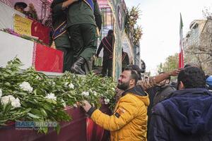 تشییع بیش از ۱۰۰ شهید حافظ امنیت در تهران