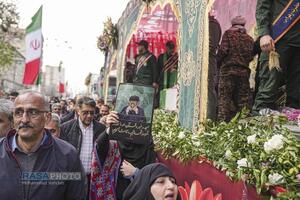 تشییع بیش از ۱۰۰ شهید حافظ امنیت در تهران