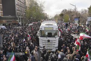 تشییع بیش از ۱۰۰ شهید حافظ امنیت در تهران