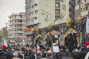 تشییع بیش از ۱۰۰ شهید حافظ امنیت در تهران