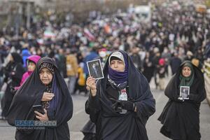 تشییع بیش از ۱۰۰ شهید حافظ امنیت در تهران