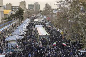 تشییع بیش از ۱۰۰ شهید حافظ امنیت در تهران