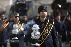 دسته عزاداری خادمان حرم کریمه اهل‌بیت (س) در روز شهادت حضرت امام موسی کاظم (علیه‌السلام)