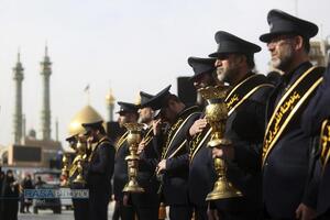 دسته عزاداری خادمان حرم کریمه اهل‌بیت (س) در روز شهادت حضرت امام موسی کاظم (علیه‌السلام)