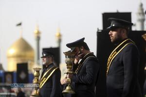 دسته عزاداری خادمان حرم کریمه اهل‌بیت (س) در روز شهادت حضرت امام موسی کاظم (علیه‌السلام)