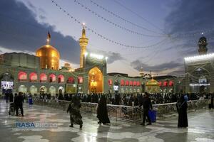 حال و هوای حرم مطهر رضوی در شب شهادت حضرت امام کاظم (علیه‌السلام)