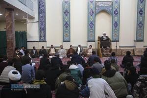 مراسم عمامه گذاری جمعی از طلاب حوزه علمیه قم در روز مبعث