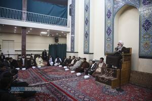 مراسم عمامه گذاری جمعی از طلاب حوزه علمیه قم در روز مبعث