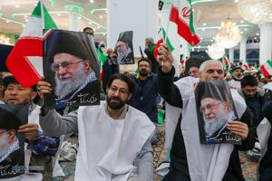 اجتماع بزرگ بیعت امت با ولایت