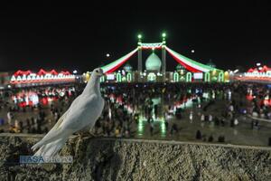 حال و هوای بارانی مسجد مقدس جمکران در شب نیمه شعبان