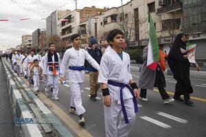 راهپیمایی باشکوه و حماسی ۲۲ بهمن در تهران