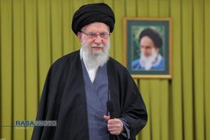 پیام رهبر معظم انقلاب بمناسبت حماسه آفرینی ملت ایران در راهپیمایی ۲۲ بهمن