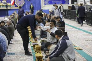 آئین جزء‌خوانی قرآن کریم در حرم کریمه اهل‌بیت (ع)