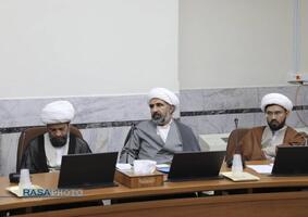 نشست مسئول دبیرخانه شورای عالی حوزه با رسانه‌های حوزوی