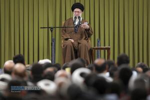 رهبر بزرگ آزادی خواهان جهان حضرت آیت‌الله‌العظمی خامنه ای به ملکوت اعلی پیوست
