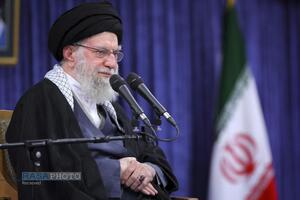 رهبر بزرگ آزادی خواهان جهان حضرت آیت‌الله‌العظمی خامنه ای به ملکوت اعلی پیوست