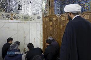 غم و اندوه زائران حضرت امام رضا (ع) در پی اعلام خبر شهادت رهبر معظم انقلاب