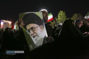 خروش انتقامی مردم قم در شب عزاداری شهادت امام خامنه‌ای (قدس‌سره)