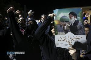 خروش انتقامی مردم قم در شب عزاداری شهادت امام خامنه‌ای (قدس‌سره)
