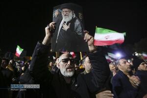 خروش انتقامی مردم قم در شب عزاداری شهادت امام خامنه‌ای (قدس‌سره)