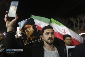 خروش انتقامی مردم قم در شب عزاداری شهادت امام خامنه‌ای (قدس‌سره)