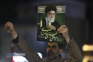 خروش انتقامی مردم قم در شب عزاداری شهادت امام خامنه‌ای (قدس‌سره)