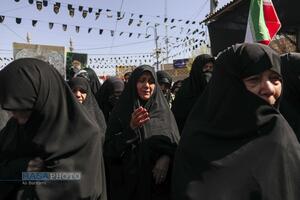تشییع پیکر ۸ شهید جنایات رژیم صهیونی و آمریکایی در قم