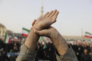 بیعت مردم قم با سومین رهبر معظم انقلاب اسلامی
