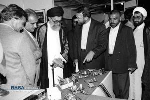 عکس‌هایی از شهید دکتر علی لاریجانی در کنار رهبر شهید انقلاب