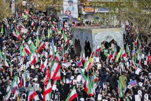 تشییع شهید دکتر علی لاریجانی در قم
