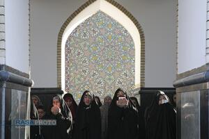 اقامه نماز عید سعید فطر در حرم مطهر رضوی