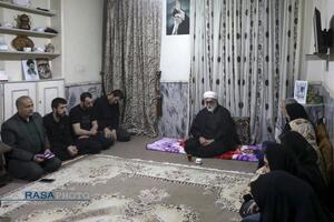 دیدار تولیت آستان قدس رضوی با خانواده شهدای ناوچه دنا