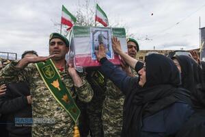 تشییع با شکوه پیکر شهید رسولی بهاروند در روستای ناصروند