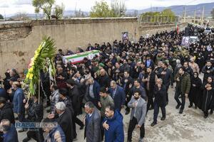 تشییع با شکوه پیکر شهید رسولی بهاروند در روستای ناصروند