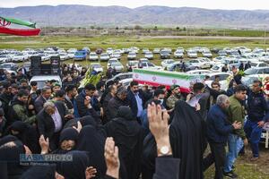 تشییع با شکوه پیکر شهید رسولی بهاروند در روستای ناصروند