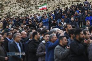 تشییع با شکوه پیکر شهید رسولی بهاروند در روستای ناصروند