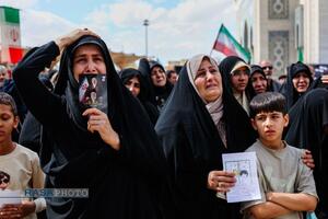 تشییع پیکر ۱۷ شهید تجاوز آمریکایی صهیونی به پردیسان
