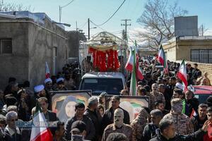پرواز مادر شهید، به سوی فرزند شهیدش