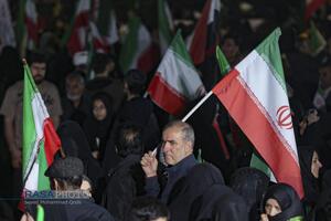 تمجع مردم قم در خونخواهی رهبر شهید انقلاب و حمایت از نیروهای مسلح