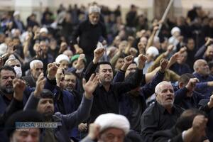 عزاداری ظهر اربعین رهبر شهید انقلاب در حرم بانوی کرامت