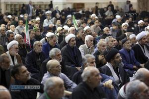 عزاداری ظهر اربعین رهبر شهید انقلاب در حرم بانوی کرامت