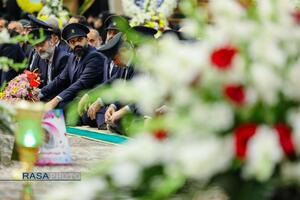 آئین آغاز دهه کرامت در قم